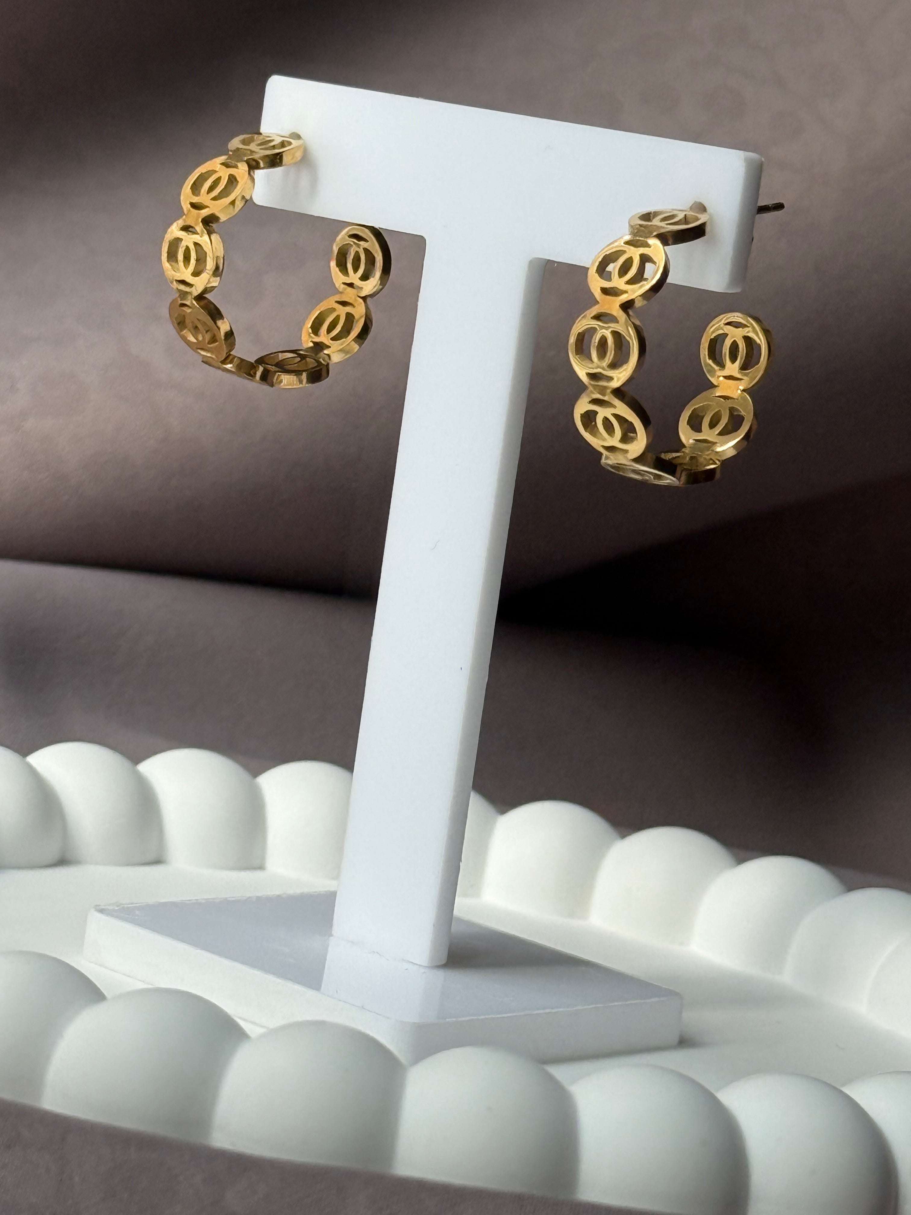 Classic gold earrings