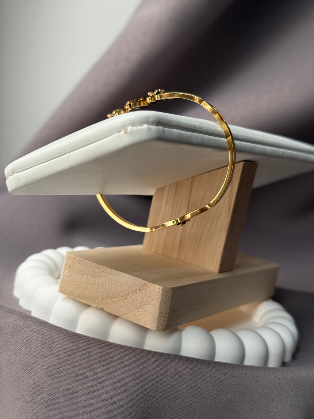 Butterfly gold bracelet