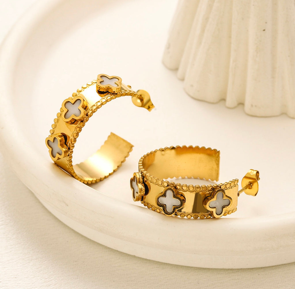 Classic clover earrings