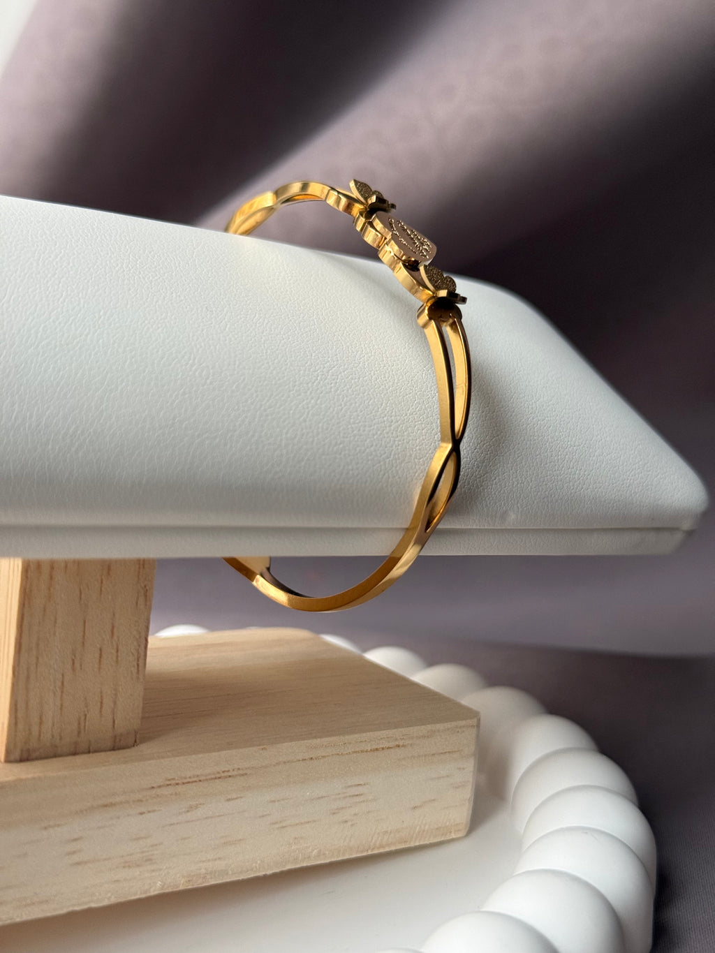 Butterfly gold bracelet