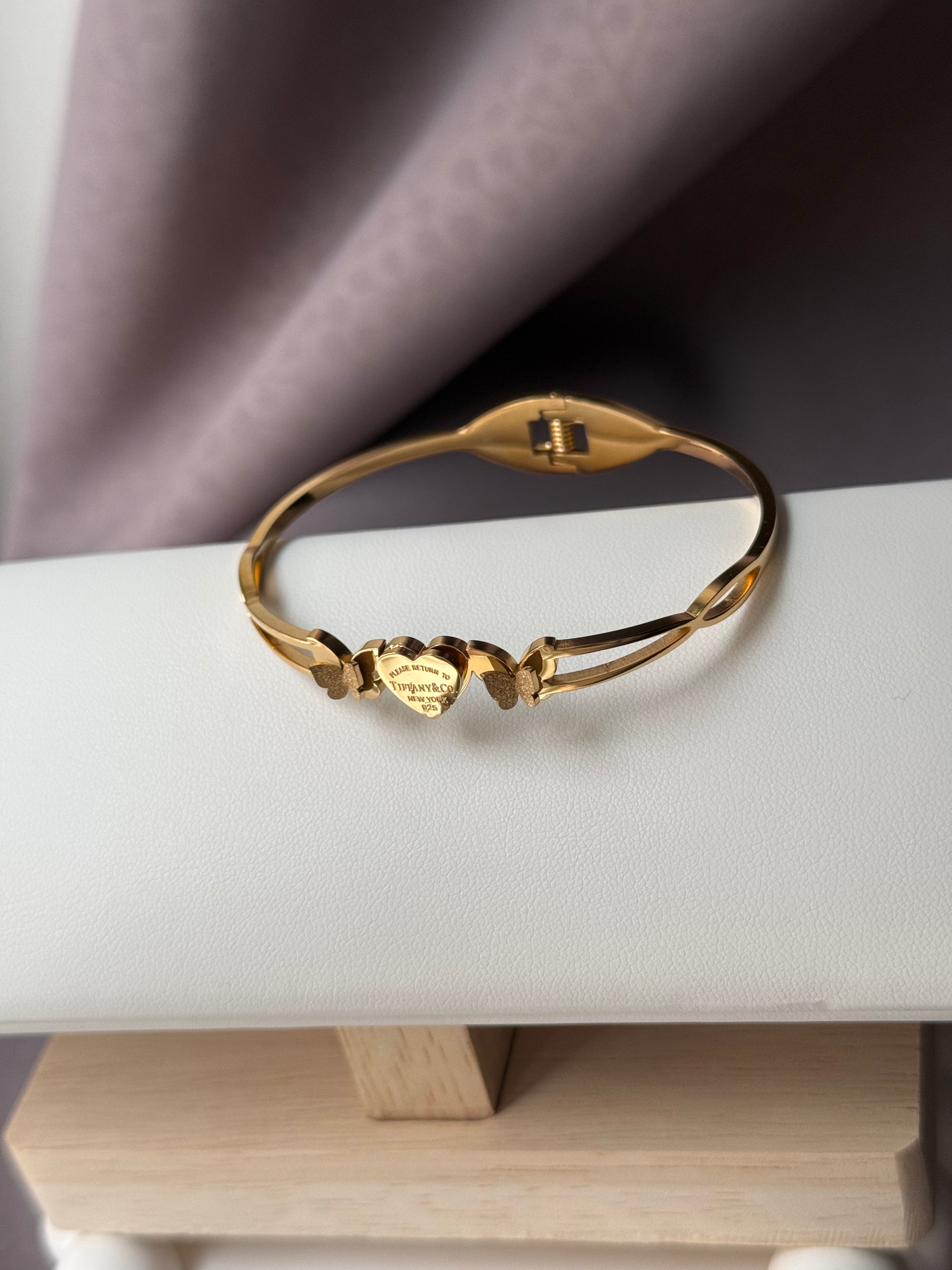 Butterfly gold bracelet